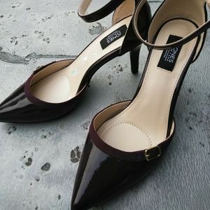New!JONES NEW YORK Stiletto's, SIZE 7.5M, Burgundy